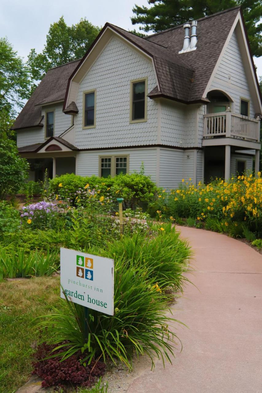Pinehurst Inn Bed & Breakfast Bayfield Exterior foto