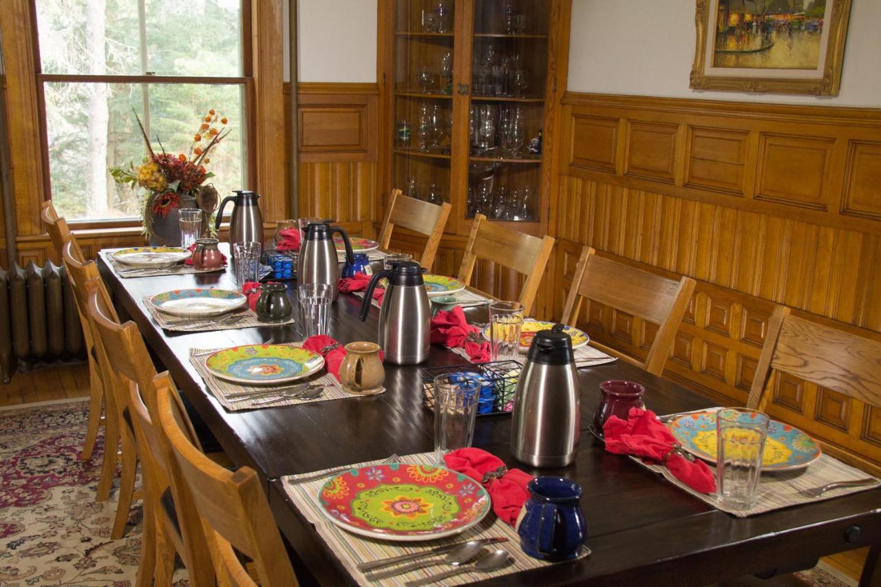 Pinehurst Inn Bed & Breakfast Bayfield Exterior foto